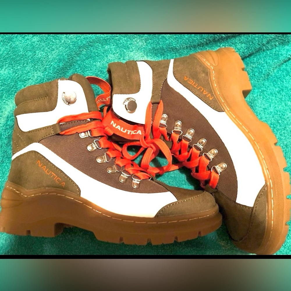 Nautica boots